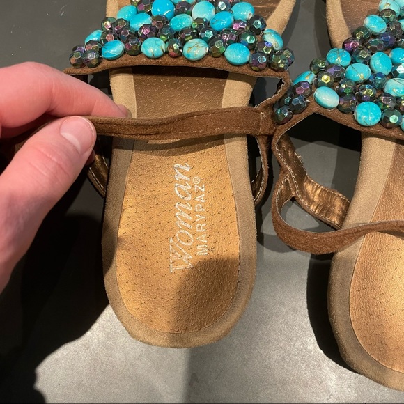 Turquoise beaded sandals - Picture 2 of 8